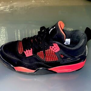 Air Jordan’s 4 Red Thunder